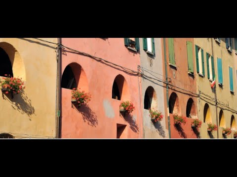 Rivoluzione cromatica: i vibranti colori delle facciate delle case antiche